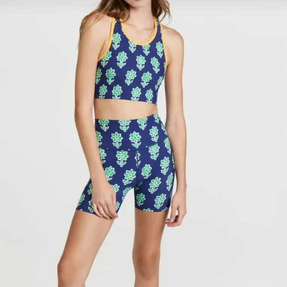 RHODE - Short & Top - Picture 8 of 10